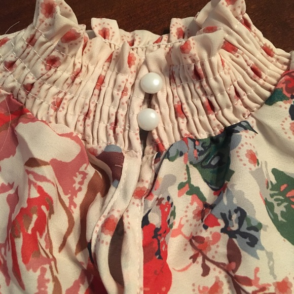 Boho Floral Print Blouse, NWT - Picture 9 of 11